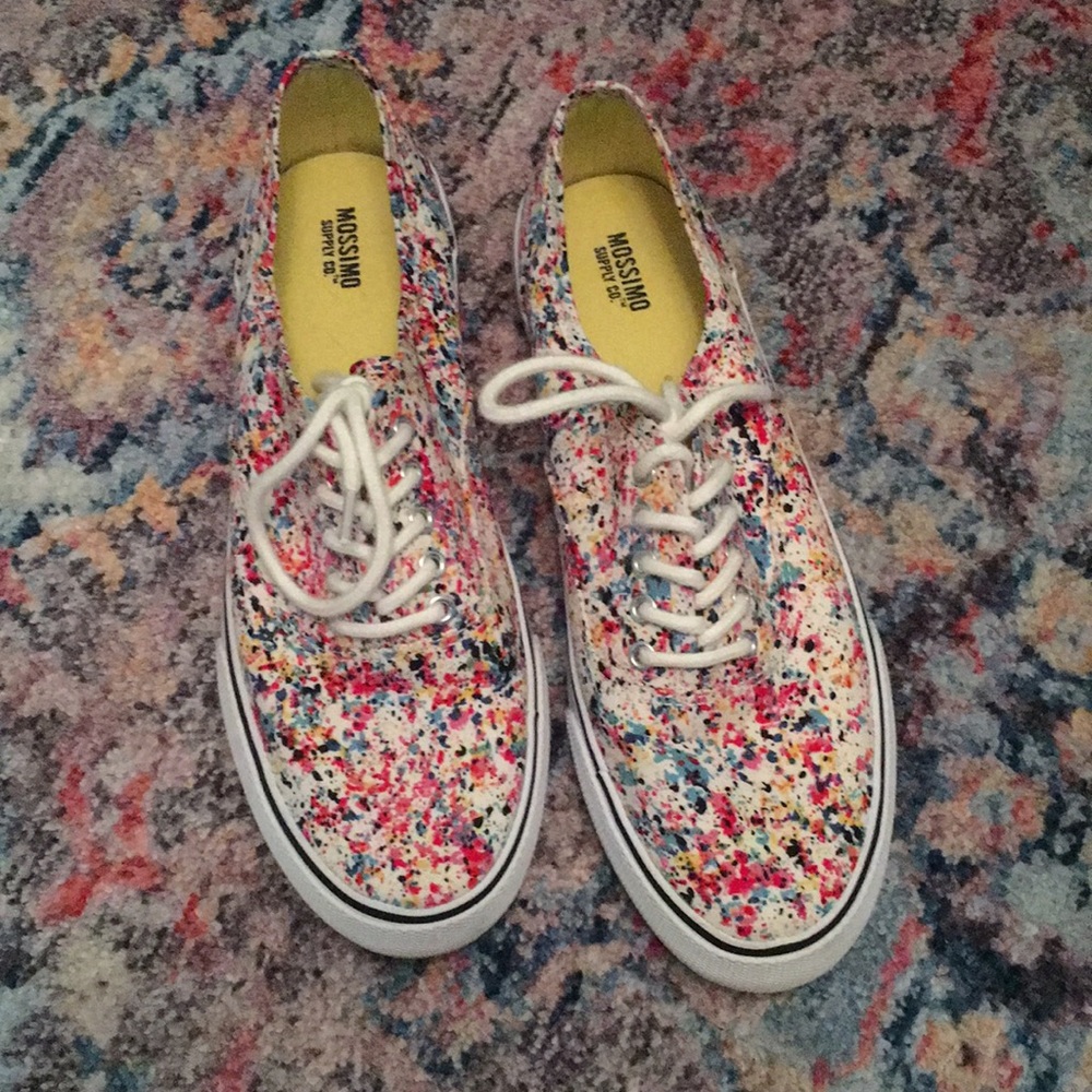 Women’s color splatter shoes